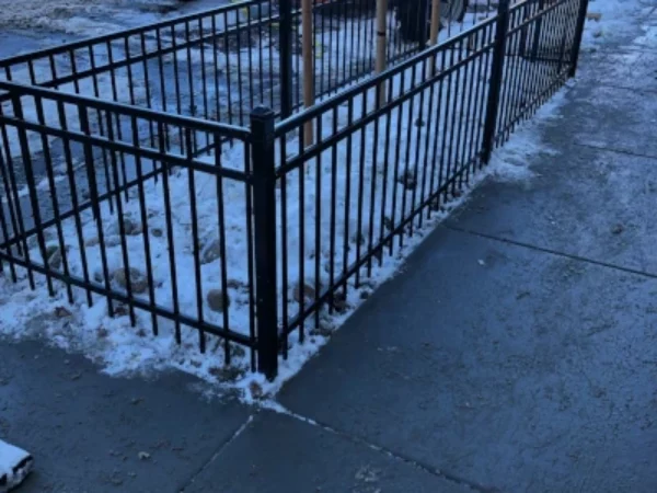 3ft wrought iron 3rail downtown fencing